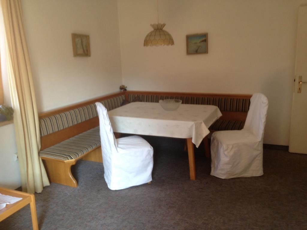Haus Riedl Appartement Seefeld in Tirol Kamer foto